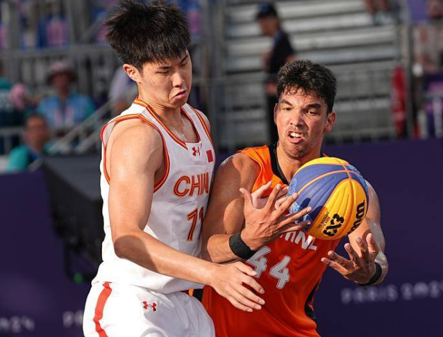 包含奥运-中国三人男篮不敌美国张宁7分赵嘉仁9分的词条