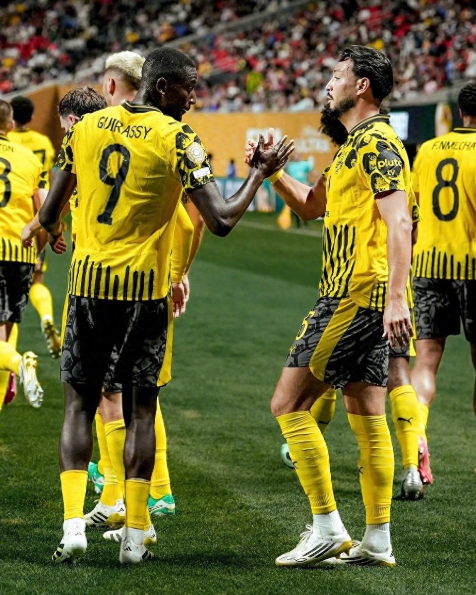 2-0变3-2！世俱杯四强诞生，皇马死磕欧冠冠军，的简单介绍
