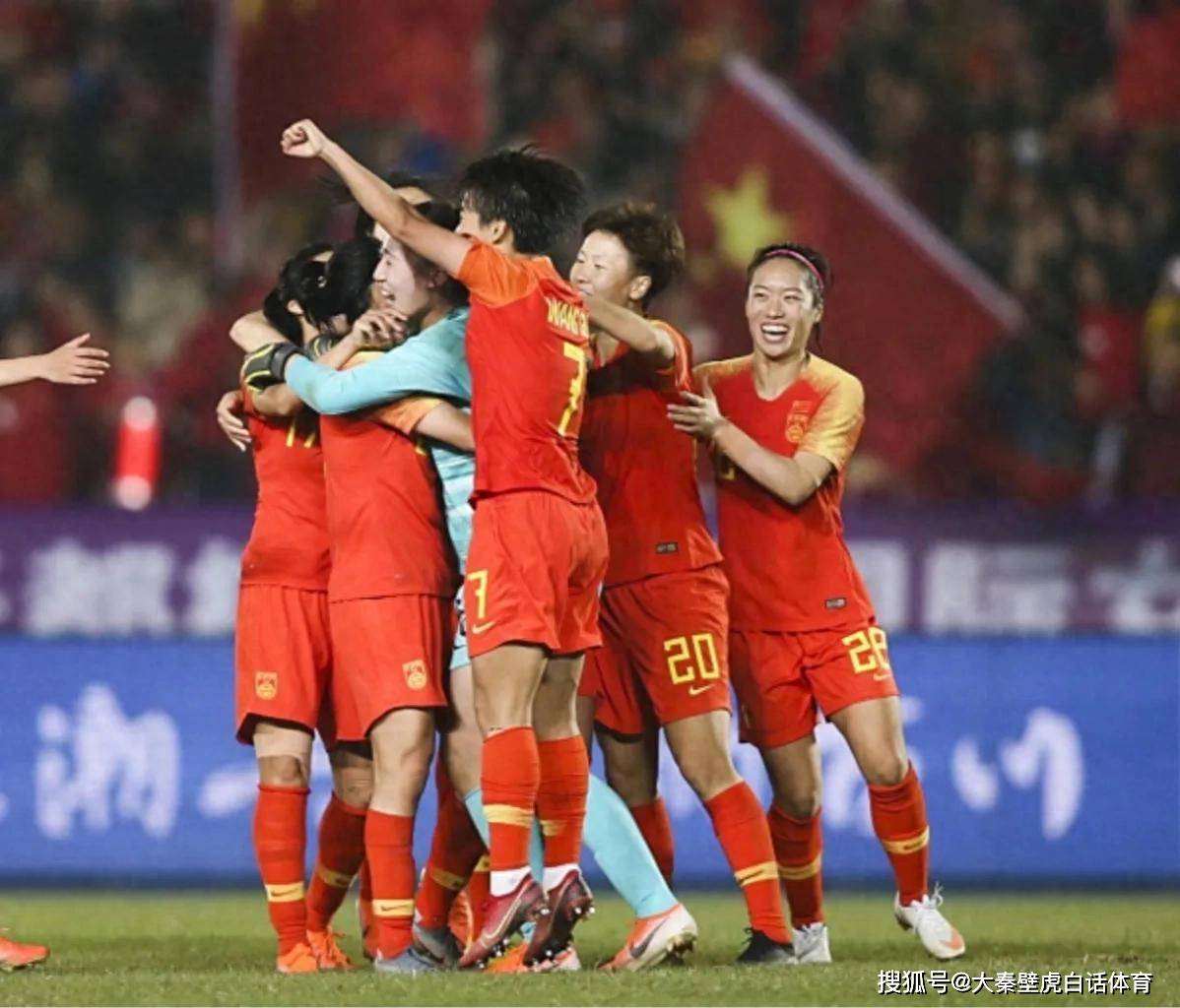 包含3-1！中国女足太狠，冲东亚冠军，宋凯督战，CCTV5直播，国足汗颜的词条